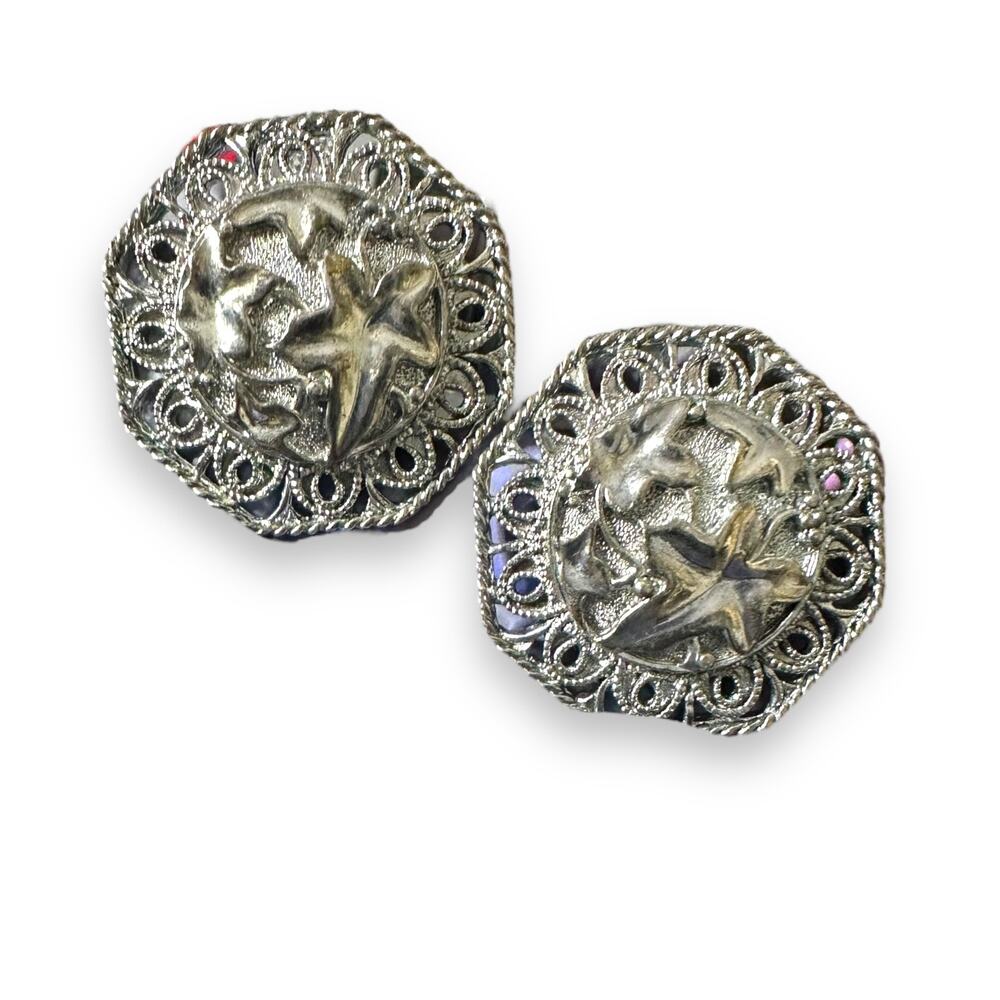 Barrera for Avon Vintage Silvertone Fall Leaves Clip on Earrings